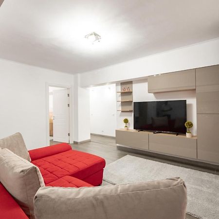 Luxury Ultracentral Piteşti Exterior foto