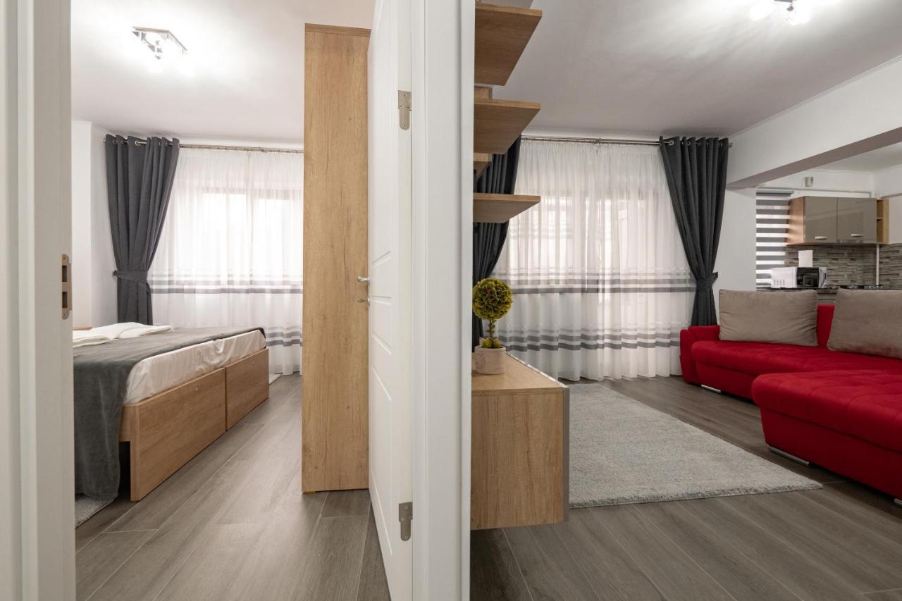 Luxury Ultracentral Piteşti Exterior foto