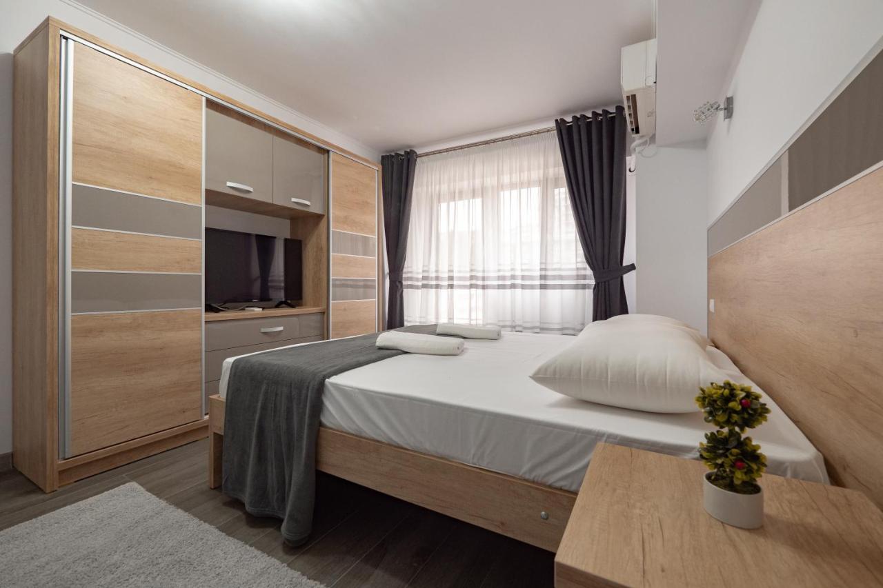 Luxury Ultracentral Piteşti Exterior foto