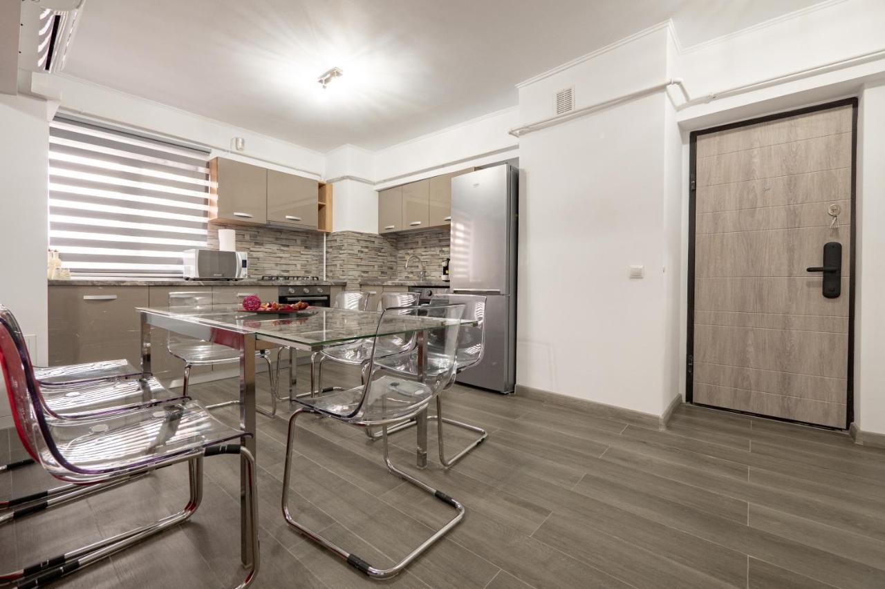 Luxury Ultracentral Piteşti Exterior foto