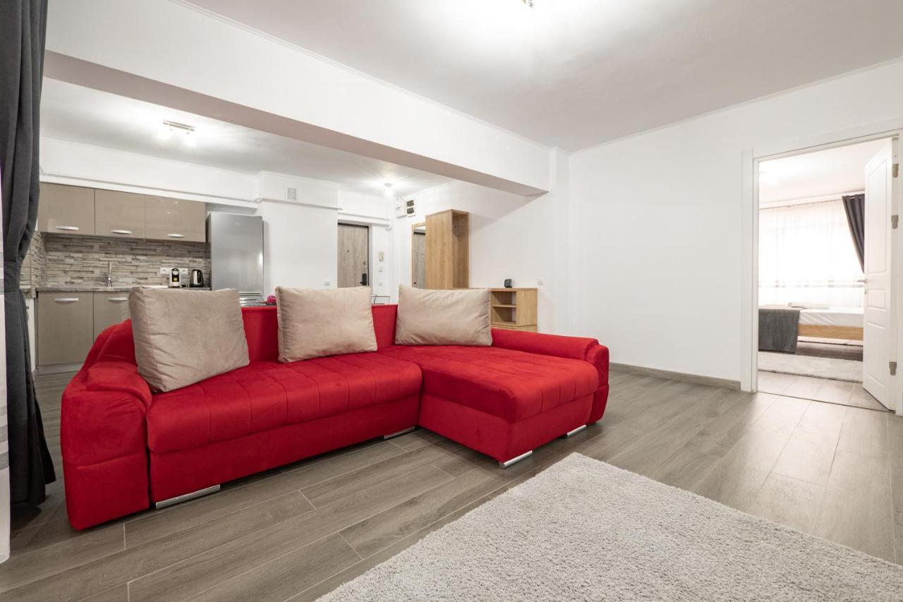 Luxury Ultracentral Piteşti Exterior foto