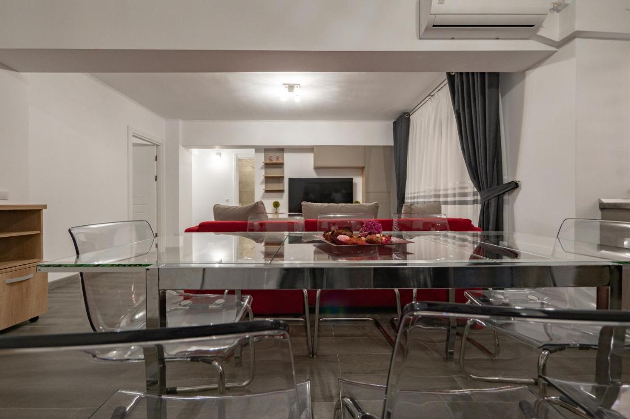 Luxury Ultracentral Piteşti Exterior foto